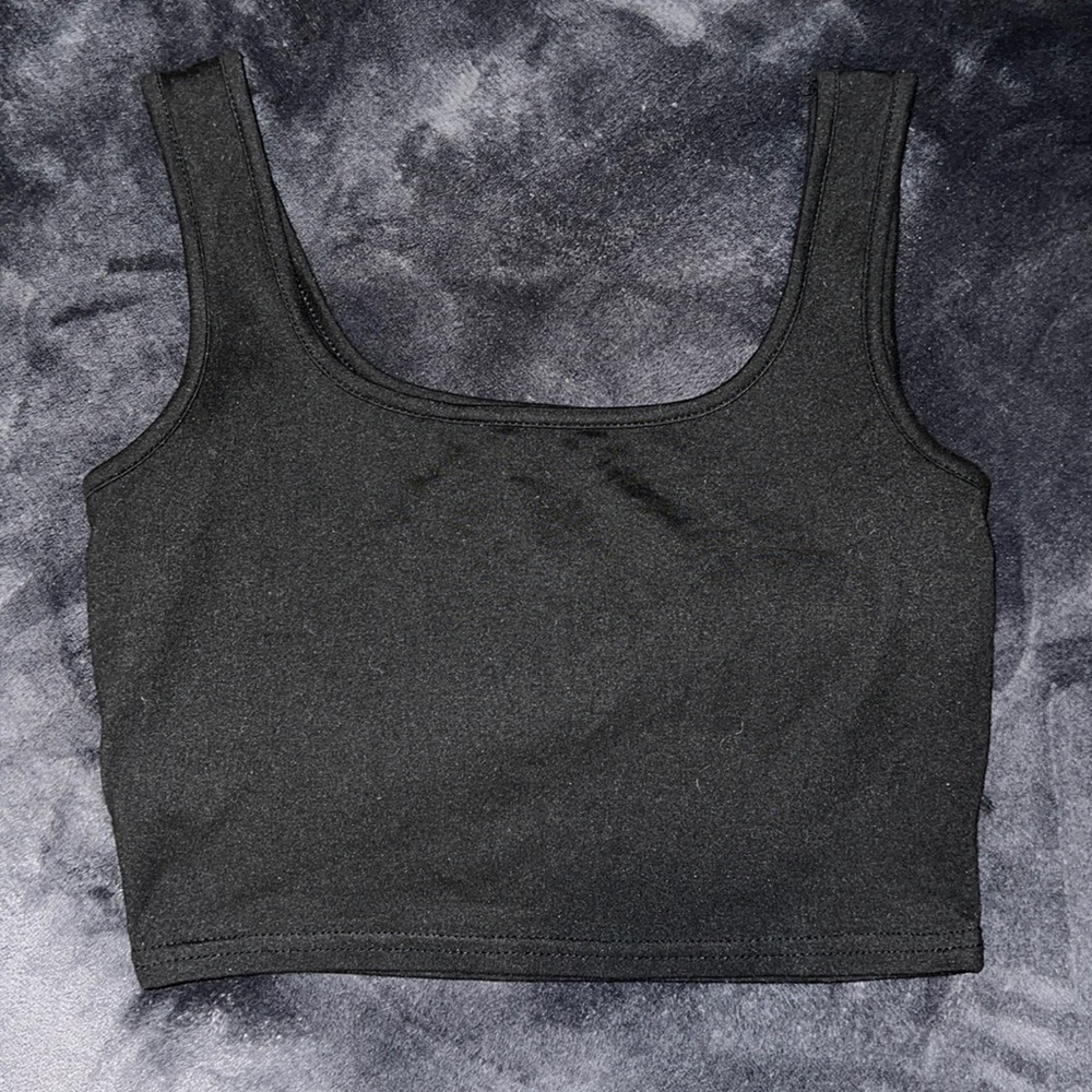 SHEIN Black Crop Top